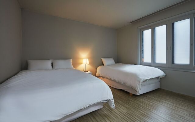 Seoul Myeongdong House