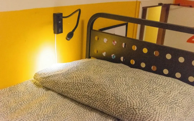 Sunflower Beach Backpacker Hostel