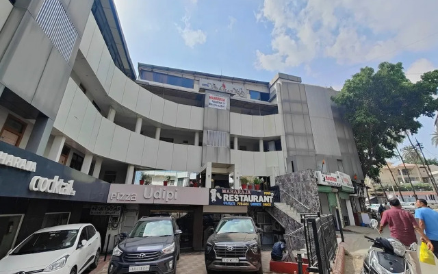 Hotel Maharaja
