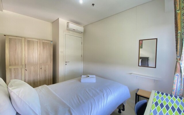 Modern Look 1Br Apartment At Parahyangan Residence Near Unpar