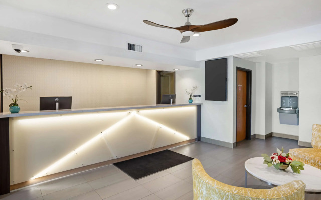 Best Western Exeter Inn & Suites