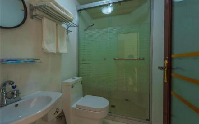 Mogan Mountain Yunpan Xingxi Guesthouse