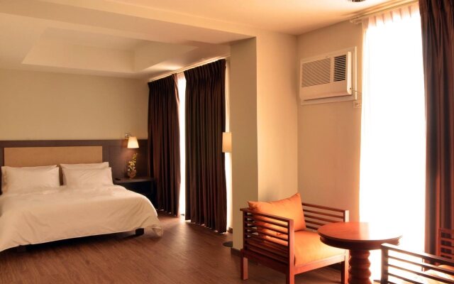 Rivermount Hotel and Resort