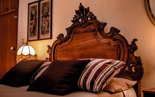 Charming 53 Rooms in Cacilhas - Hostel