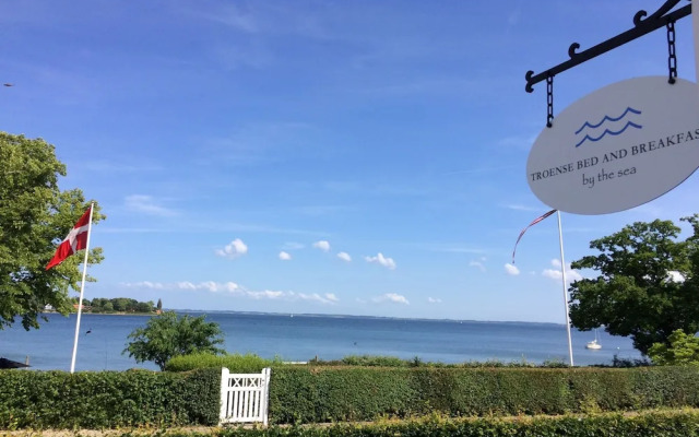 Troense B&B by the sea