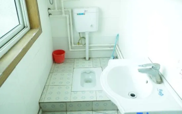 Shuyi Hotel