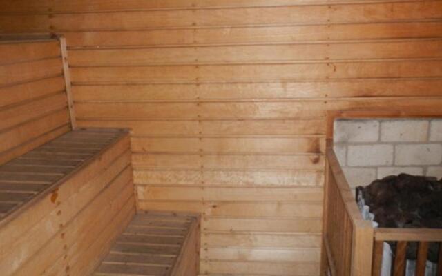 Tsqneti Holiday House