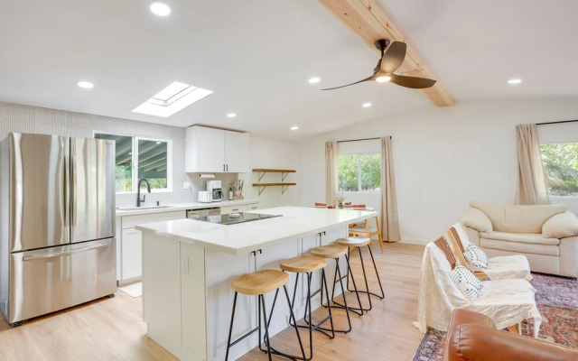 Mtn Views: Bright & Airy Sedona Home!