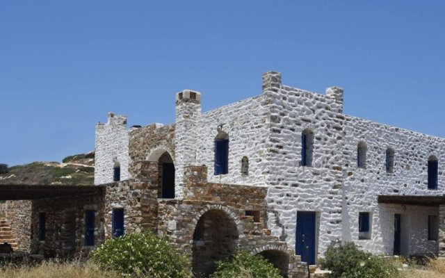 Antiparos Stone House with sea views