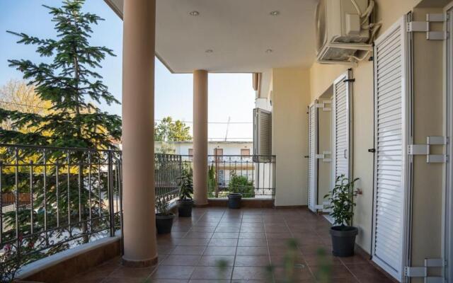 Alexandros Suite