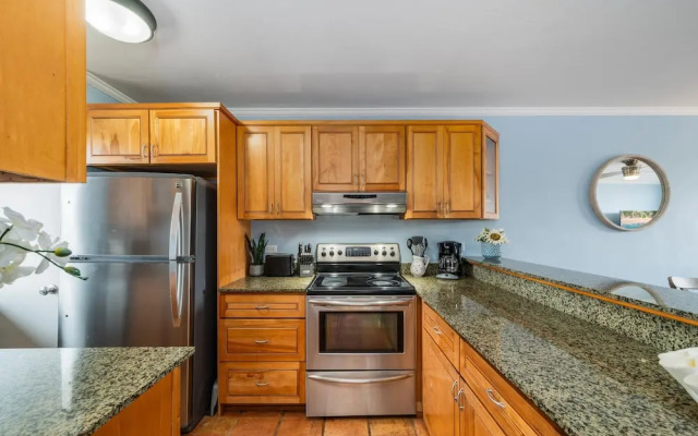 Kahana Manor 608 in Lahaina