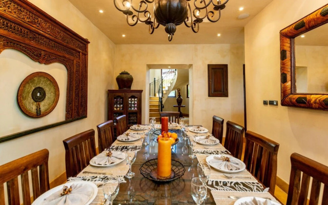 Mediterranean-style Flamingo Mansion Offers the Ultimate in Beachfront Luxury