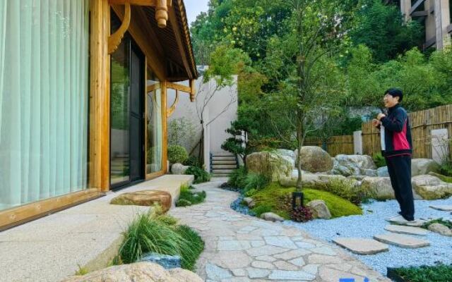 Yichun Wentang Yuhou Hot Spring Homestay