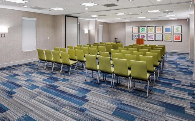 Holiday Inn Express Atlanta Airport - College Park, an IHG Hotel