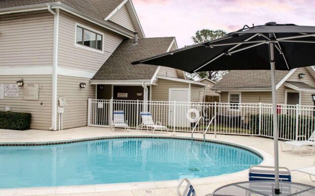 SureStay Studio by Best Western Pensacola