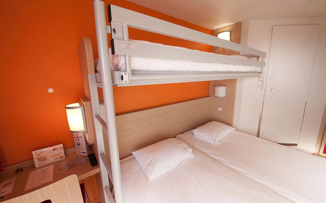 PREMIERE CLASSE CLERMONT FERRAND SUD - Aubière