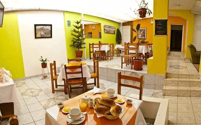 Hostal Danna Inn