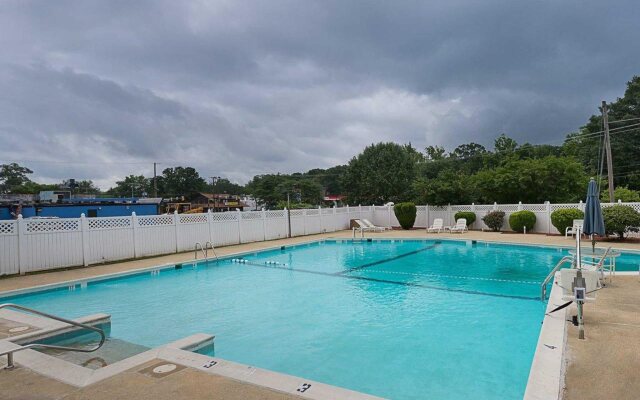 Quality Inn & Suites