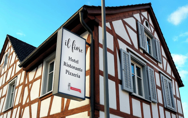 il Fiore - Hotel Ristorante Pizzeria — 3-star hotel in Steinach