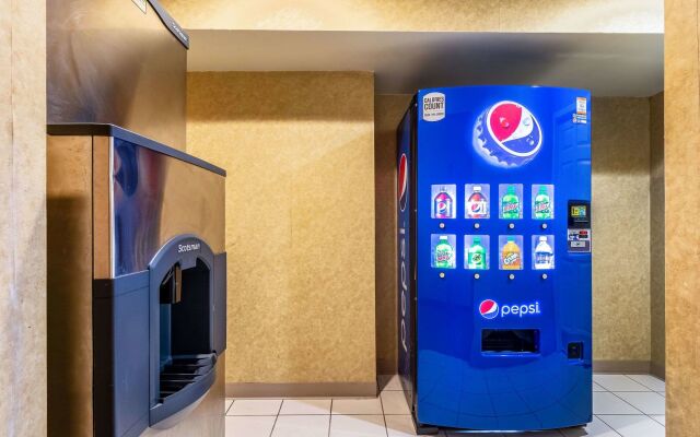 Quality Inn Rome South