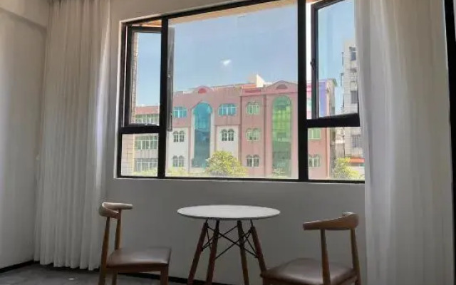 Huacheng Hotel