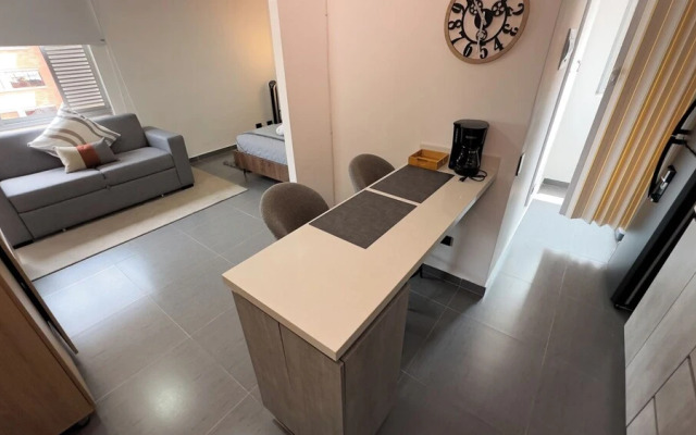 Espectacular Apartamento en el Poblado 1809