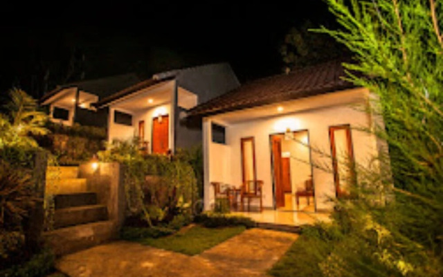 Singgahan Bungalow by ecommerceloka