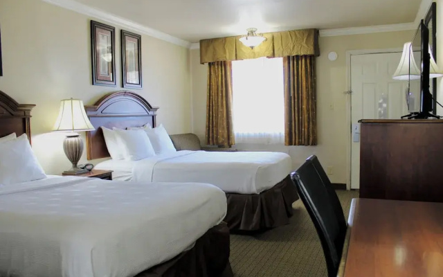 Baymont by Wyndham McAlester Hwy 69