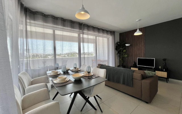 105 LCA - Stay Sealine Apartment