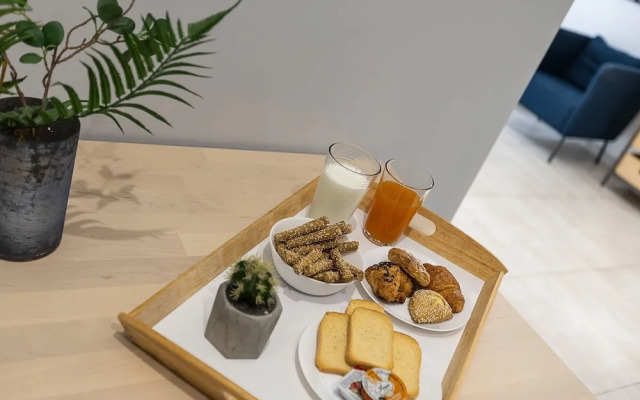 The Omnia Collection Pagrati