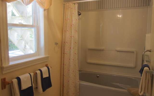 Salmon River Country Inn