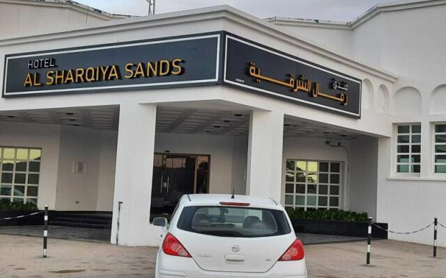 OYO 142 Al Sharqiya Sands Hotel