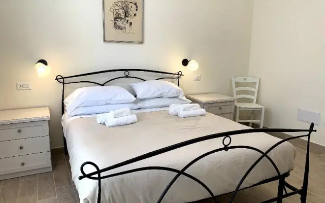 Domo Achenza Guesthouse