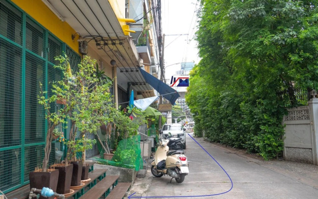 Chan Cha La 99 Hostel