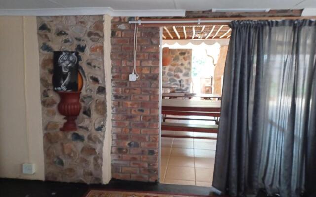 KHAYA LANGA Guest House & Contractors Accommodation