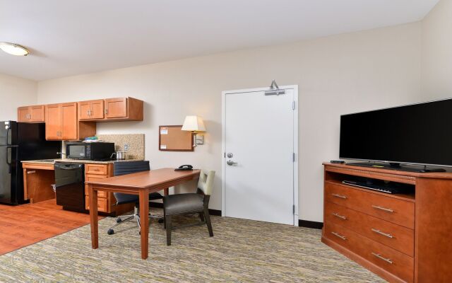 Candlewood Suites Athens by IHG