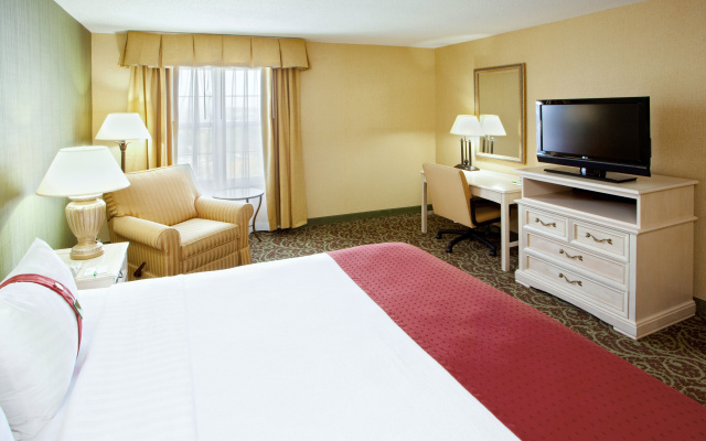 Holiday Inn Chantilly-Dulles Expo Center by IHG