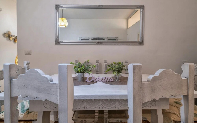 Sardinia Re - Domo Blanca