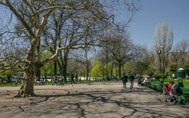 Royal Palace by CityLife Suites