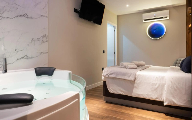 DAOS Suites Terrace Marbella