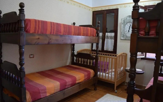 Battistina Holiday Home