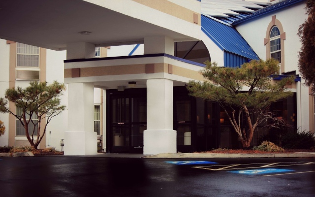 SureStay Plus Hotel by Best Western Elizabethtown Hershey