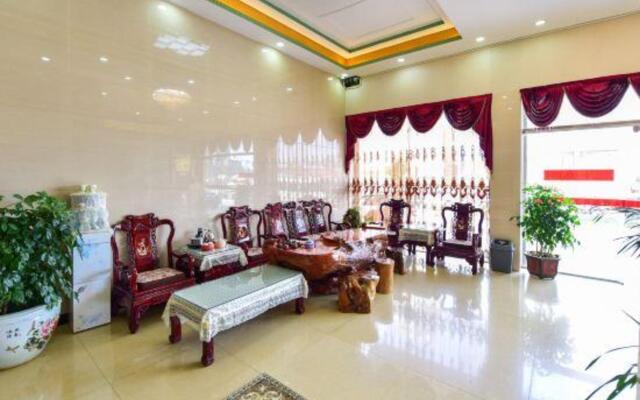 Luliang Jiajie Theme Hotel