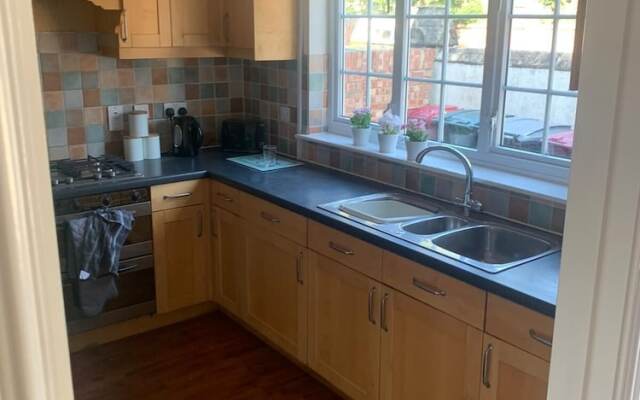 3 bedroom house in Reading