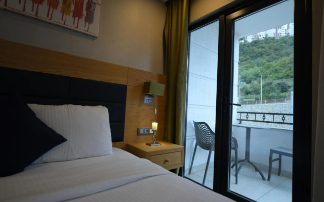 Sera Nature Hotel