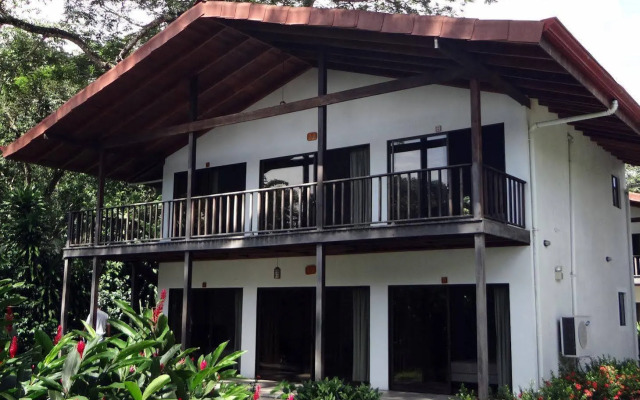 Agua Dulce Beach Resort