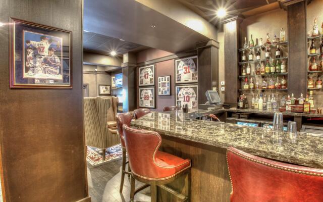 Doubletree Suites by Hilton at The Battery Atlanta