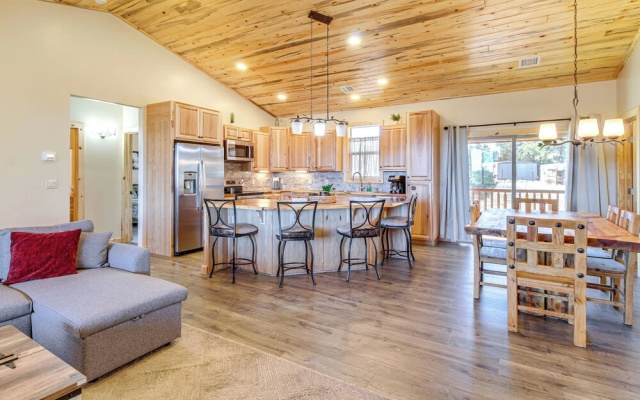 Sunny Overgaard Vacation Rental w/ Backyard!