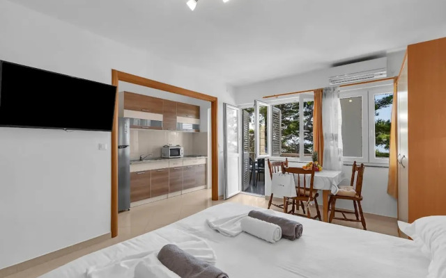 Anka - Amazing Location - Sa13