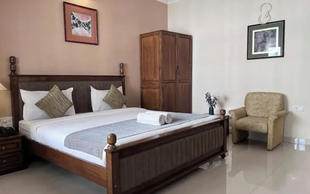 Q 23 Resort Candolim Beach